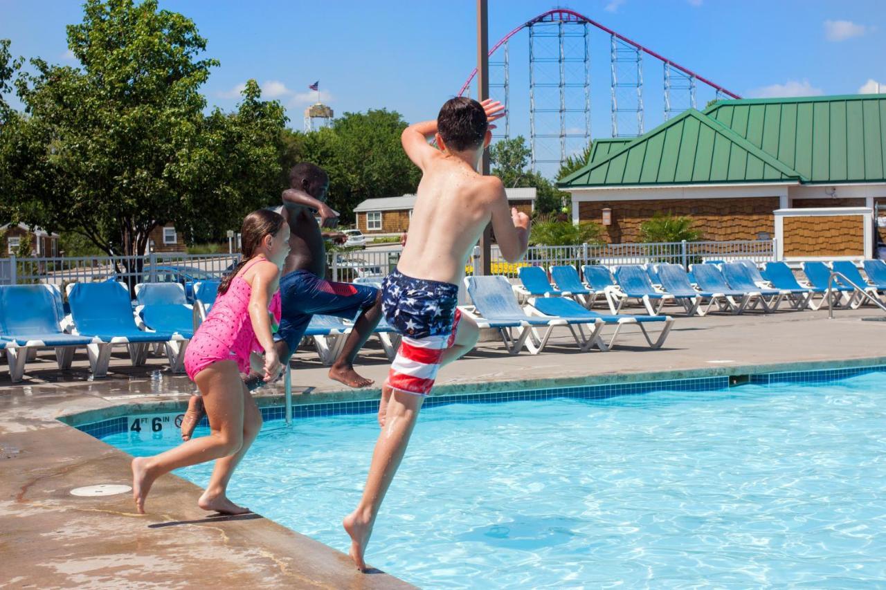 Worlds Of Fun Village Kansas City Eksteriør billede